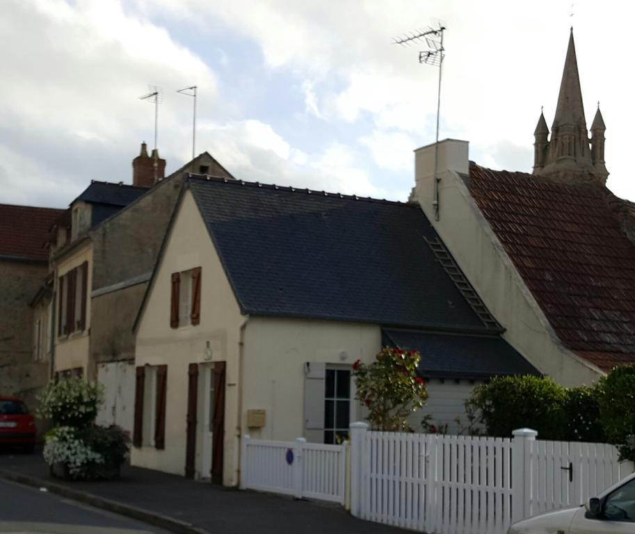 Maisoun Pequeux Arromanches-les-Bains Eksteriør bilde